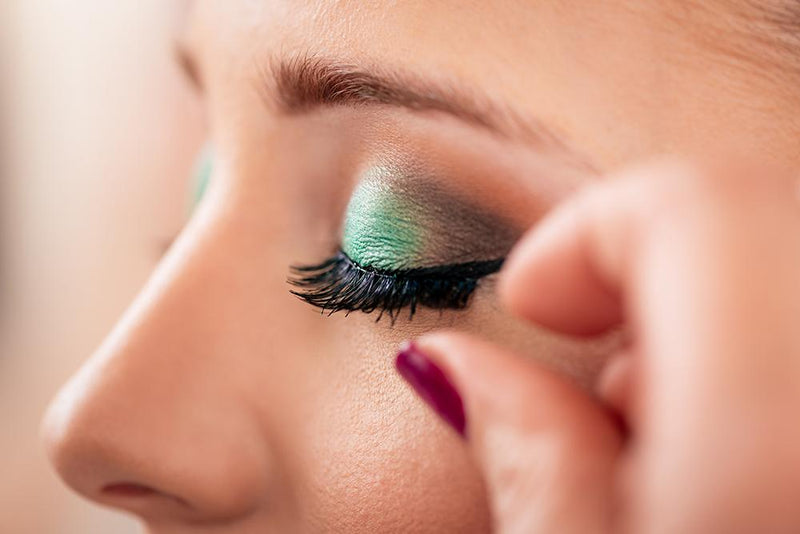 Silk vs Mink Lashes - Which is Better?